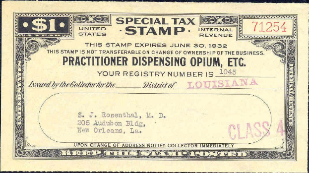 Schwarzer Hintergrund mit einem Steuerzeichen, auf dem "Practitioner Dispensing Opium, Inc." steht