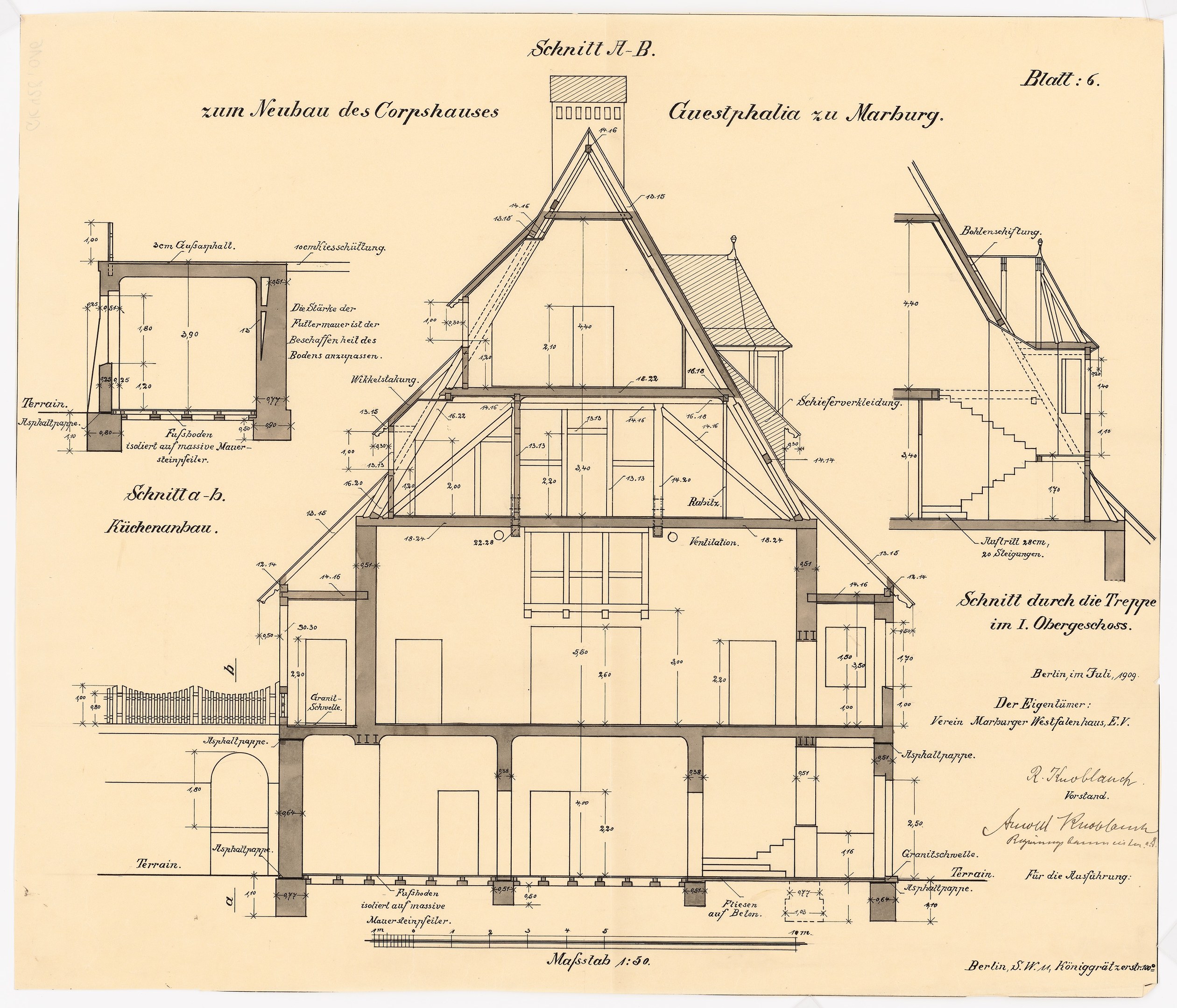 Ein detailliertes architektonisches Zeichnung eines Hauses mit zahlreichen Fenstern und einem Dach, identifiziert als das erste Haus in Deutschland, begleitet von Text und strukturellen Plänen auf Papier.