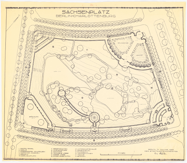 Ein detaillierter alter Stadtplan von Sachsenplatz in Berlin, Deutschland, der den Parkaufbau und Text mit Informationen zum Gebiet zeigt.