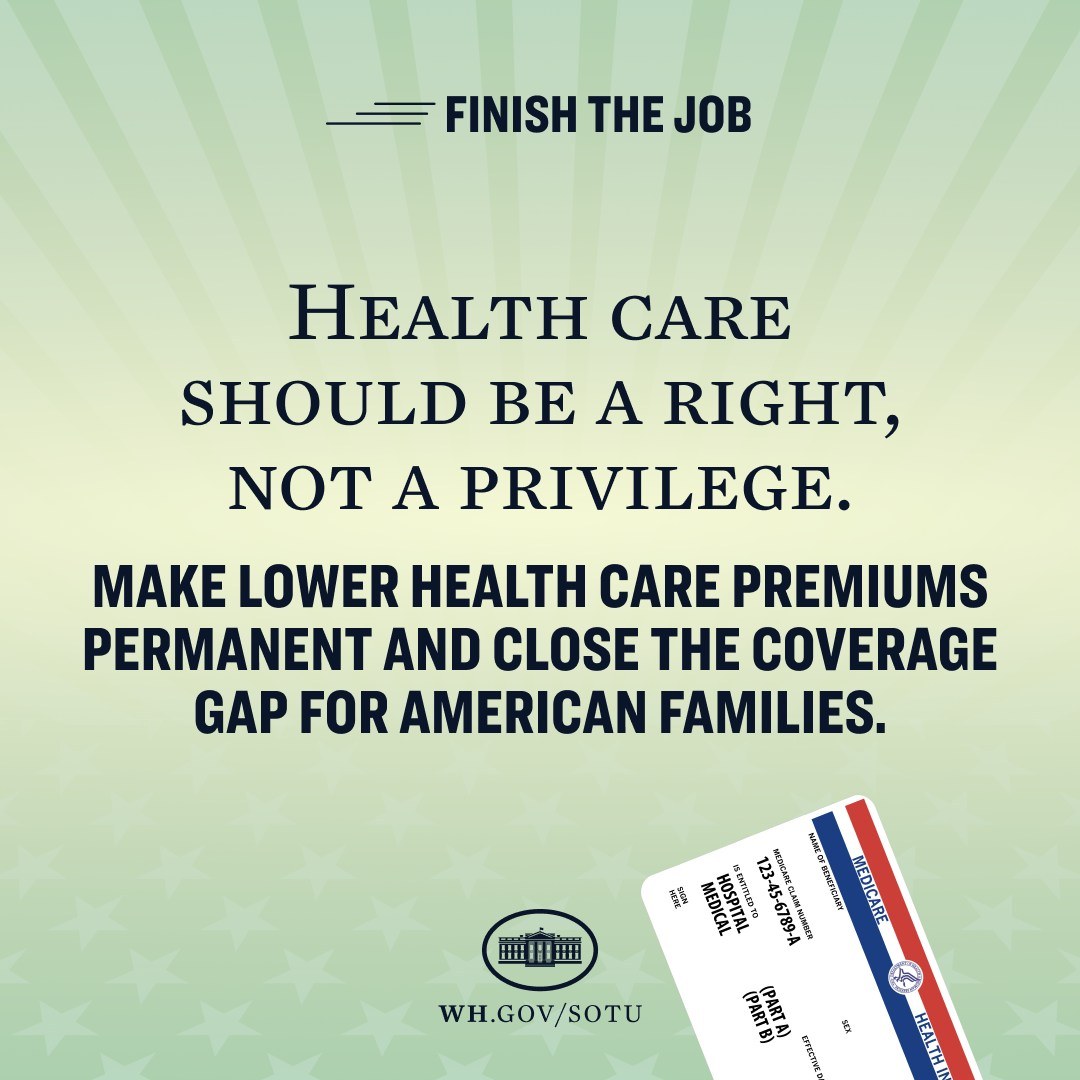 Plakat mit Text "Beende den Job: Gesundheit sollte ein Recht sein, nicht ein Privileg" und einer Karte mit der Aufschrift "Mache niedrigere Gesundheitskosten permanent und schließe die Versorgungslücke für amerikanische Familien."
