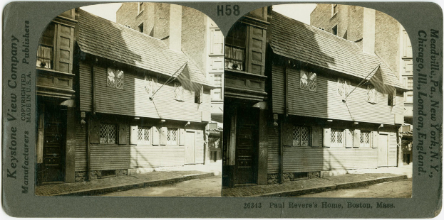 Collage von Gebäuden mit sichtbarem Text.