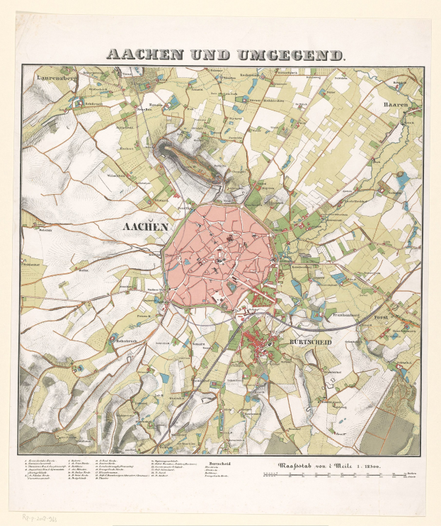 Ein detaillierter alter Stadtplan von Aachen, Deutschland, der Straßen, Gebäude und Sehenswürdigkeiten zeigt, mit Text oben und unten auf dem Papier.
