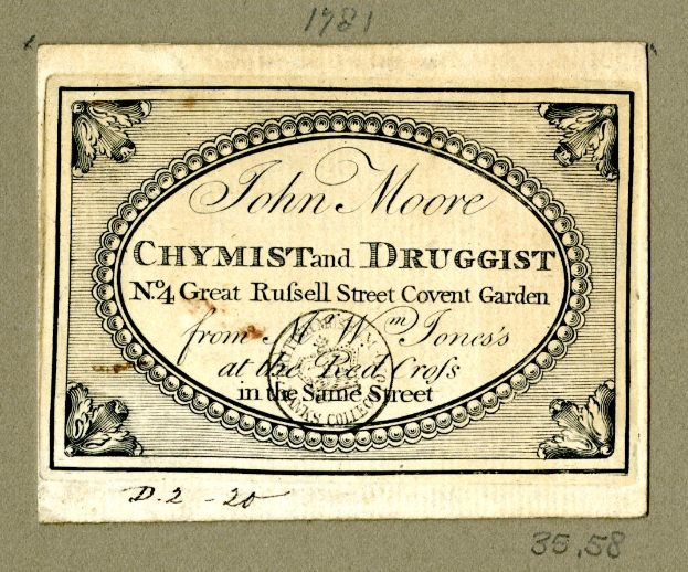 Eine alte Visitenkarte mit der Aufschrift "John Moore Chymist and Druggist"