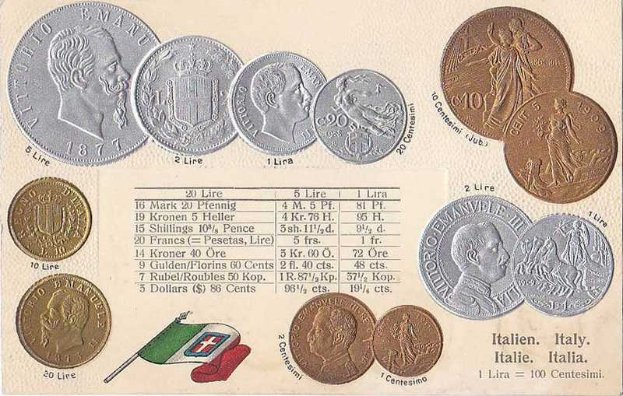 Eine Sammlung von italienischen 20-Lire-Münzen von 1877-1910 auf Papier angeordnet, mit zwei Flaggen (einer italienischen) unten.