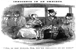 Eine Gruppe verzweifelter Menschen sitzt in einem Zug, mit einer Frau in langem Kleid und Hut in der Mitte, während der Text oben und unten "Unschuld in einem Omnibus" lautet.