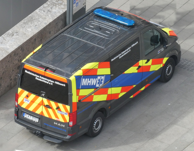 FW-OB: Schwerer Verkehrsunfall auf der A3: Eine Person verletzt